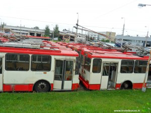 Pasmerktieji. Oficialiai - rezerviniai. Tačiau - 